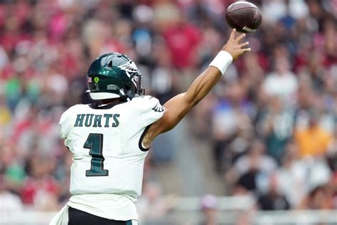 jalen hurts squat max|Flashback to when Philadelphia Eagles quarterback。